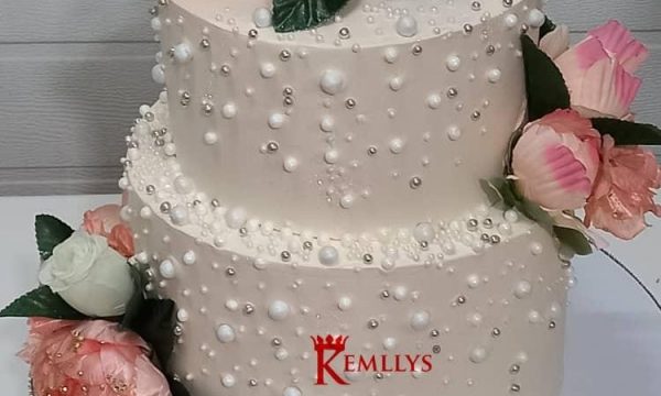 Kemllys Cakes